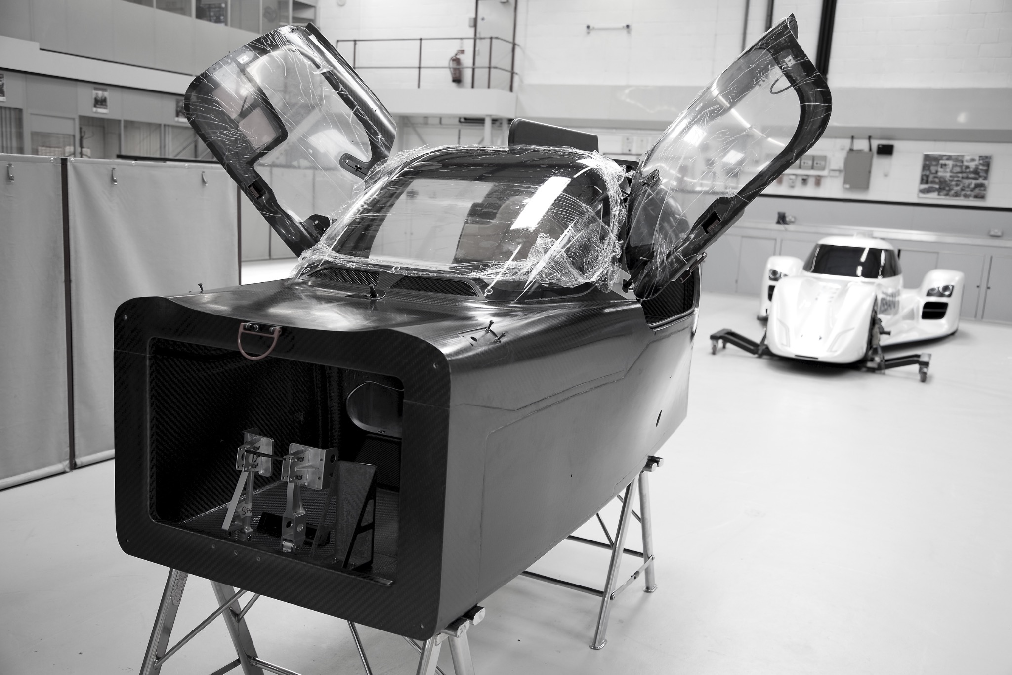Lavorazione tecnica nella modelleria Compositech